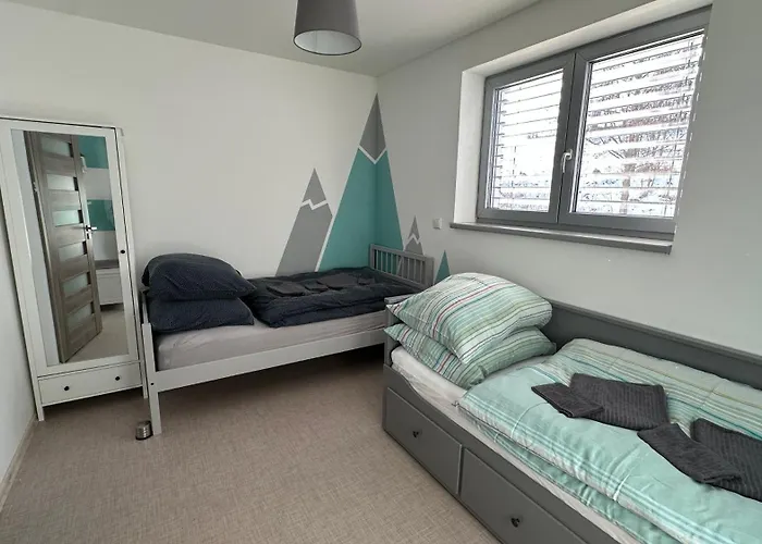 135 * Трутнов